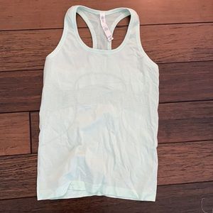 Real Lululemon tank